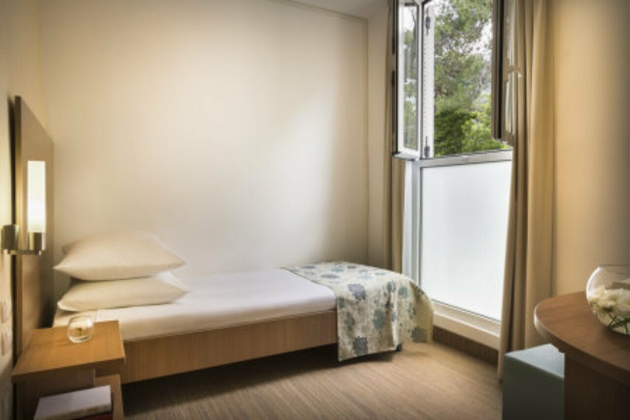 Фото Miramar Sunny Hotel by Valamar