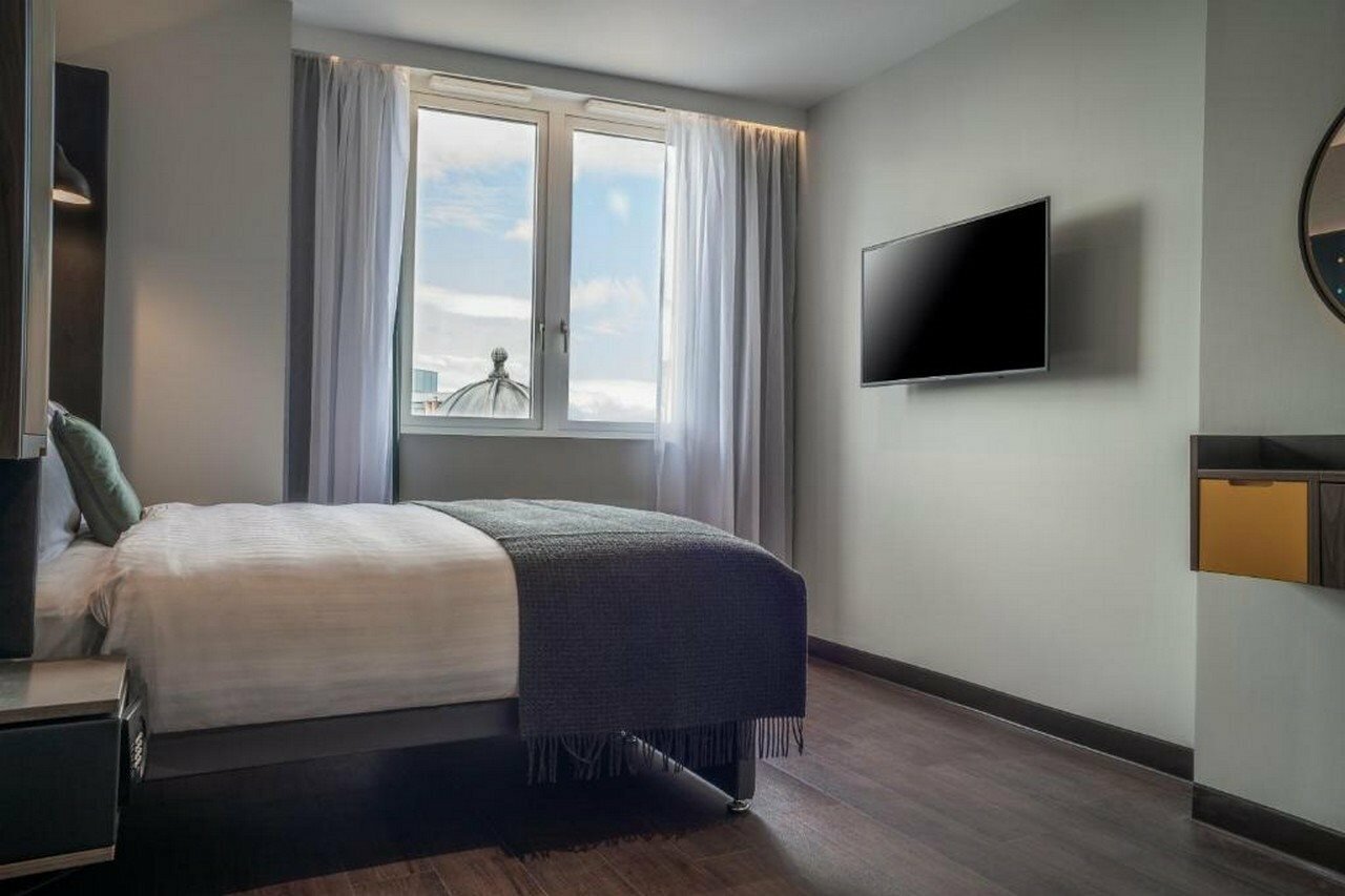 Фото Point A Hotel Dublin Parnell Street