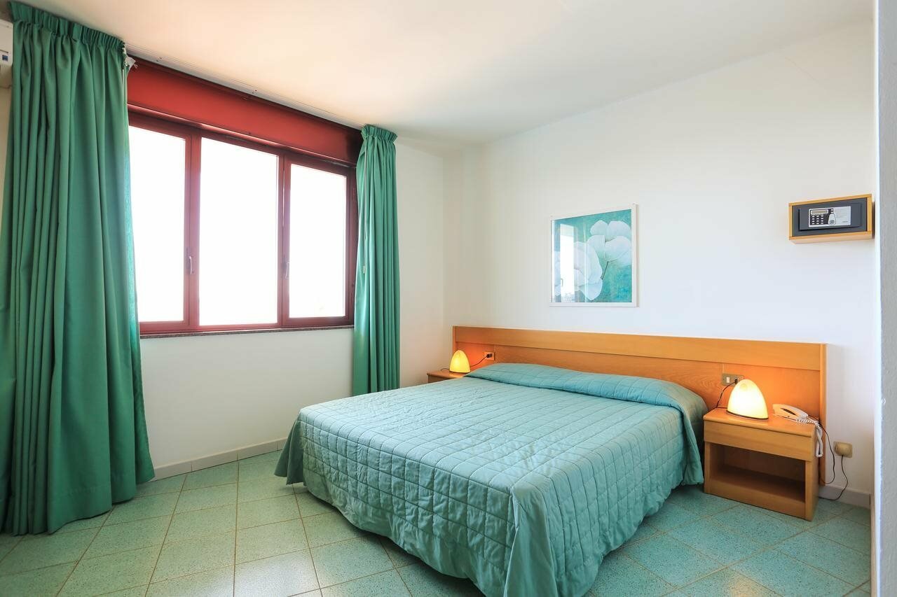 Фото Hotel Soleado