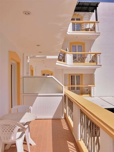 Фото Irini Apartments