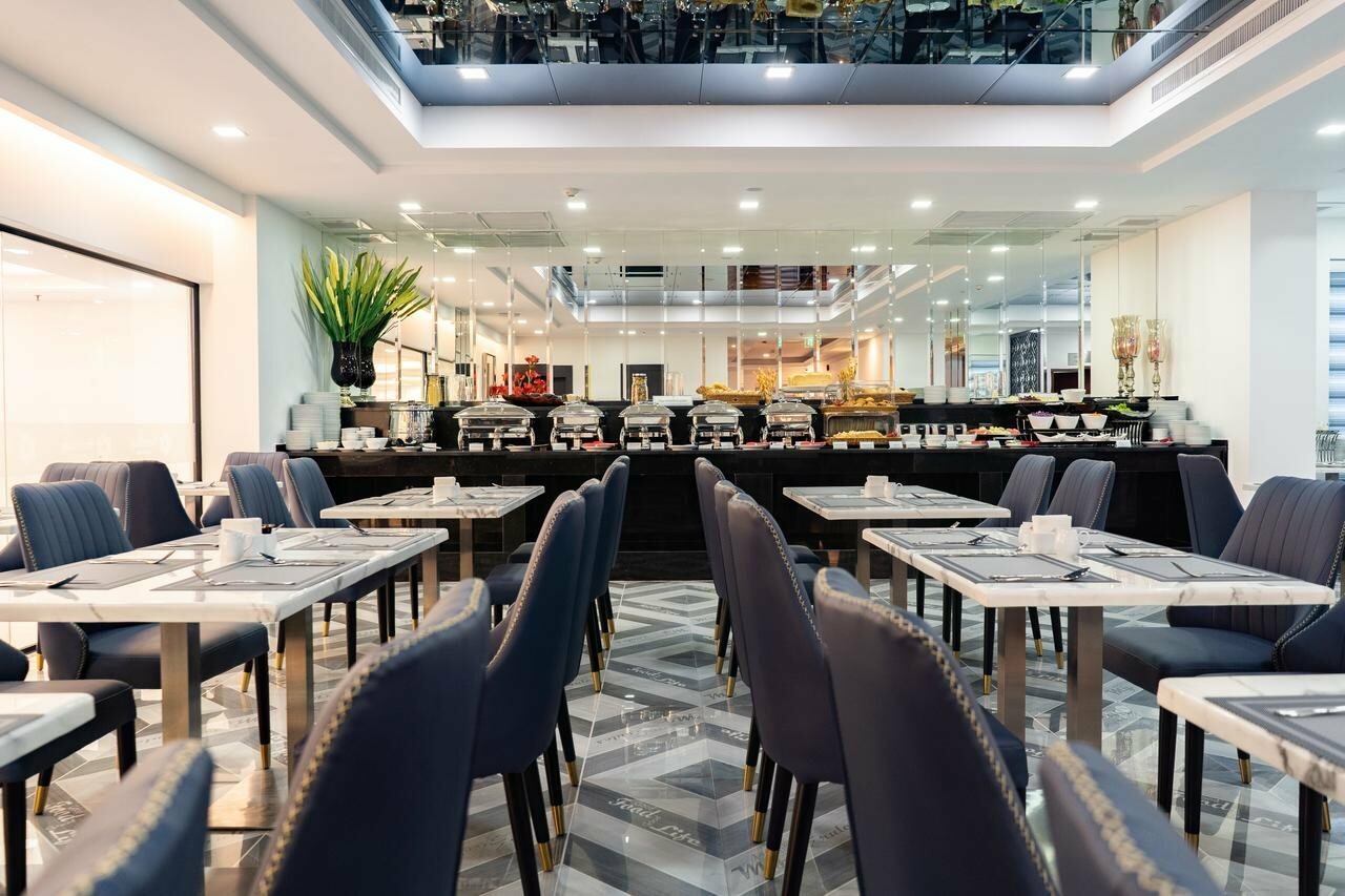 Фото SureStay Hotel by Best Western Vientiane