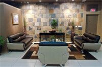 Фото Coliseum Inn