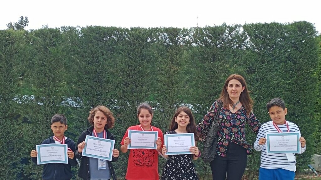 Primary school Zehra Hocahanim Primary School, Izmir, photo