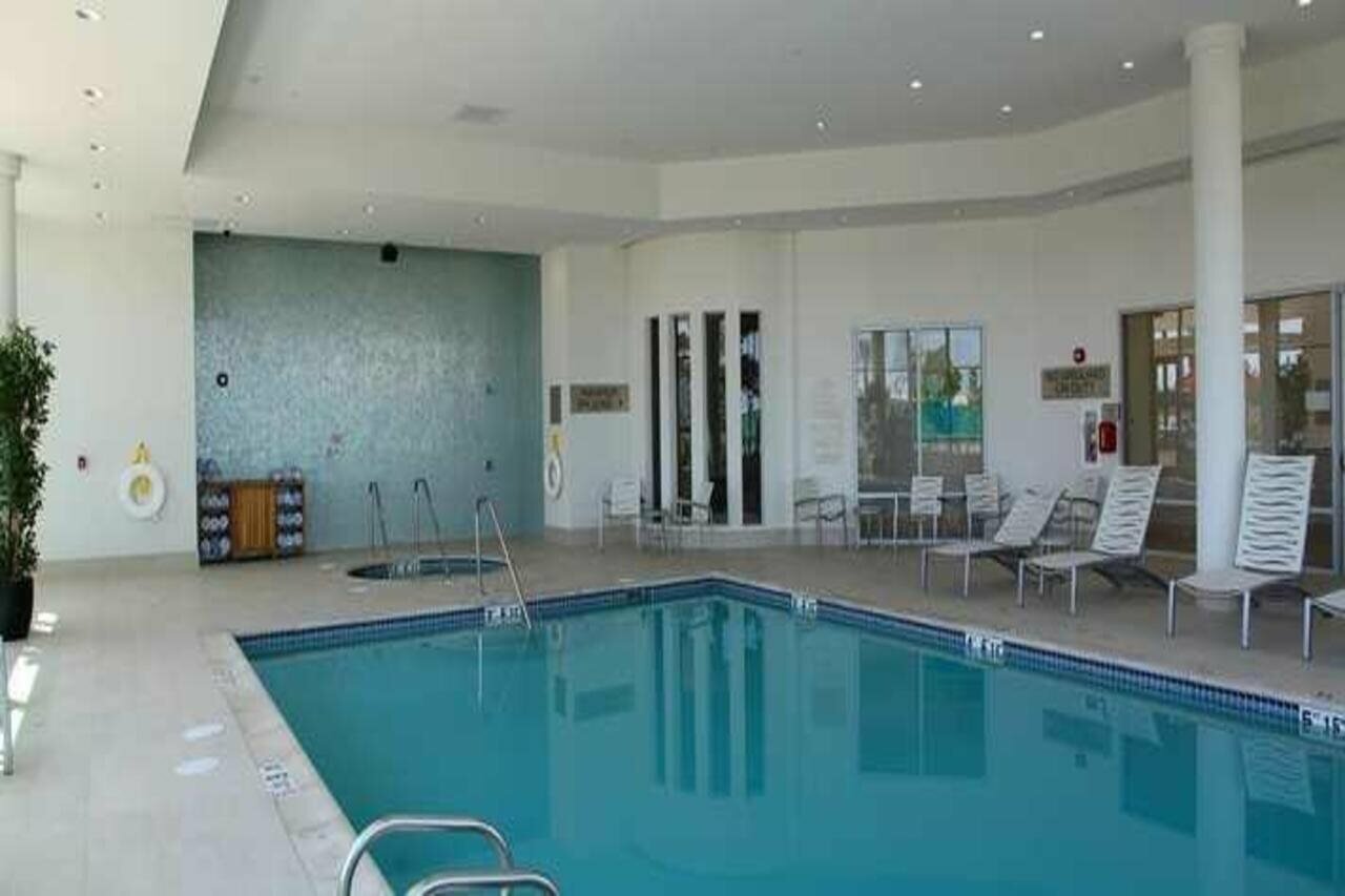 Фото Embassy Suites Ontario Airport