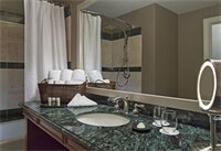 Фото The Westin Houston Downtown