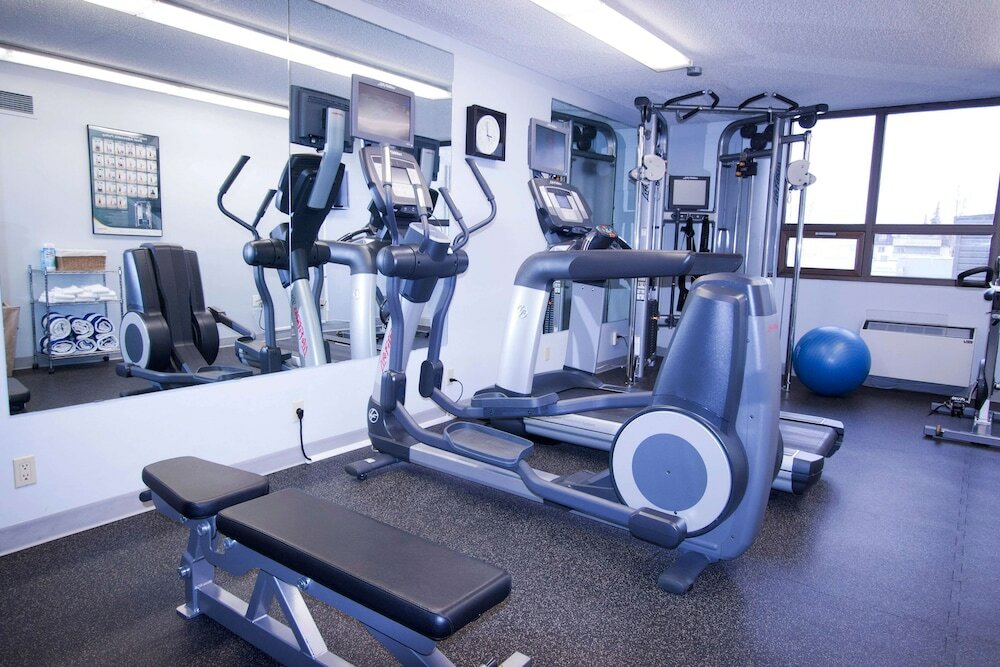 Фото Ramada by Wyndham Northern Grand Hotel & Conference Centre