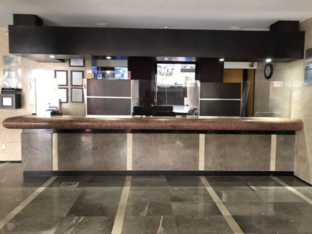 Фото Hotel Metropol