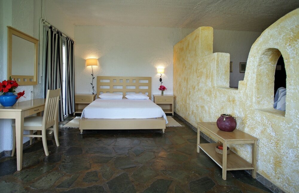 Фото Andros Holiday