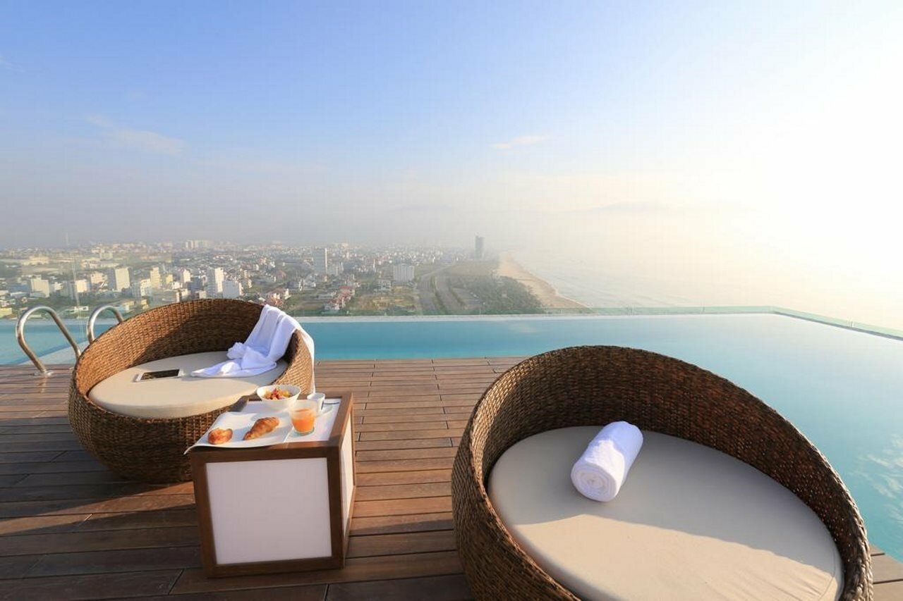 Фото A La Carte Da Nang Beach