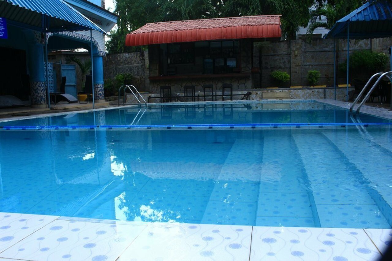 Фото отеля 2