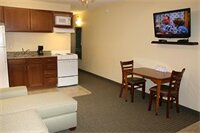 Фото Affordable Suites Augusta