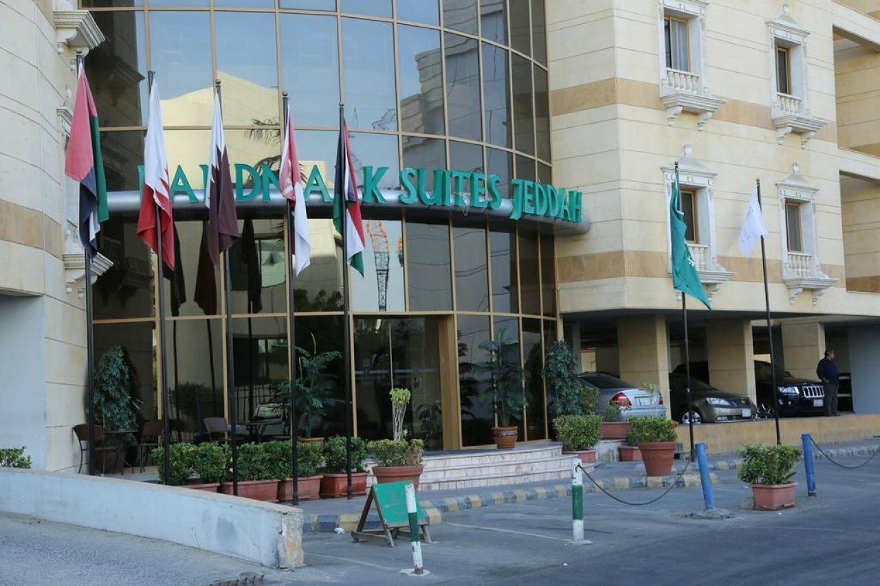 Фото Landmark Suites Jeddah