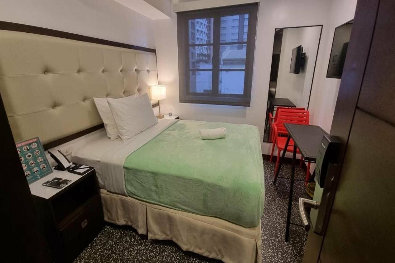 Фото отеля 2