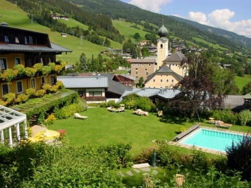 Внешний вид отеля Hotel Saalbacher Hof в Заальбах-Хинтерглемме, фото 1