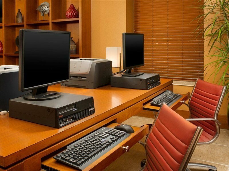 Фото Four Points by Sheraton Jacksonville Baymeadows