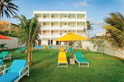Внешний вид отеля Hotel J Negombo в Эттукале, фото 1