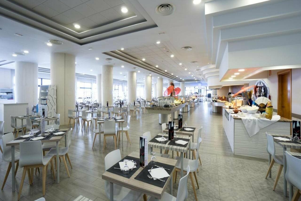 Фото Hotel Puente Real