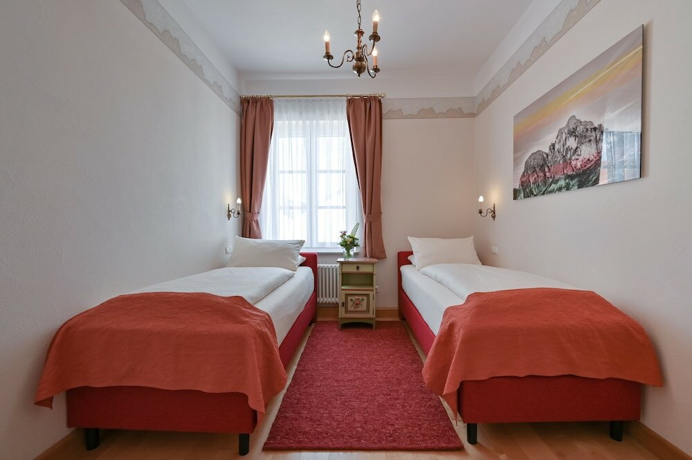 Фото Hotel Hirsch