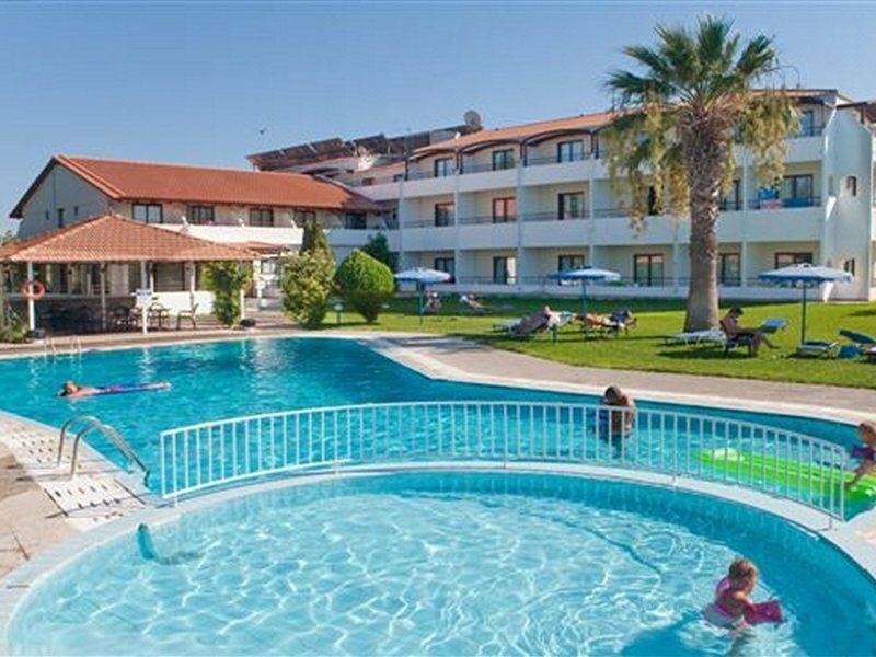 Фото Matoula Beach Hotel