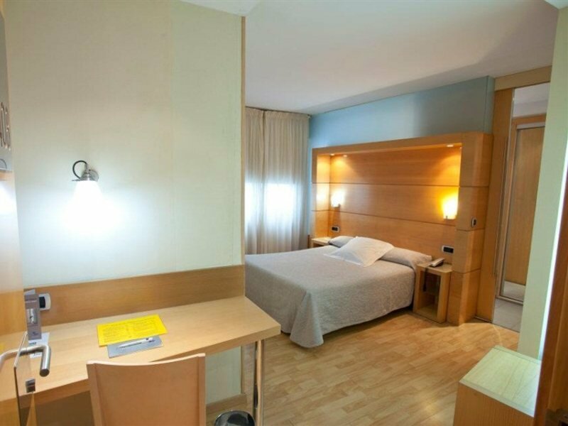 Фото Hotel Plaza