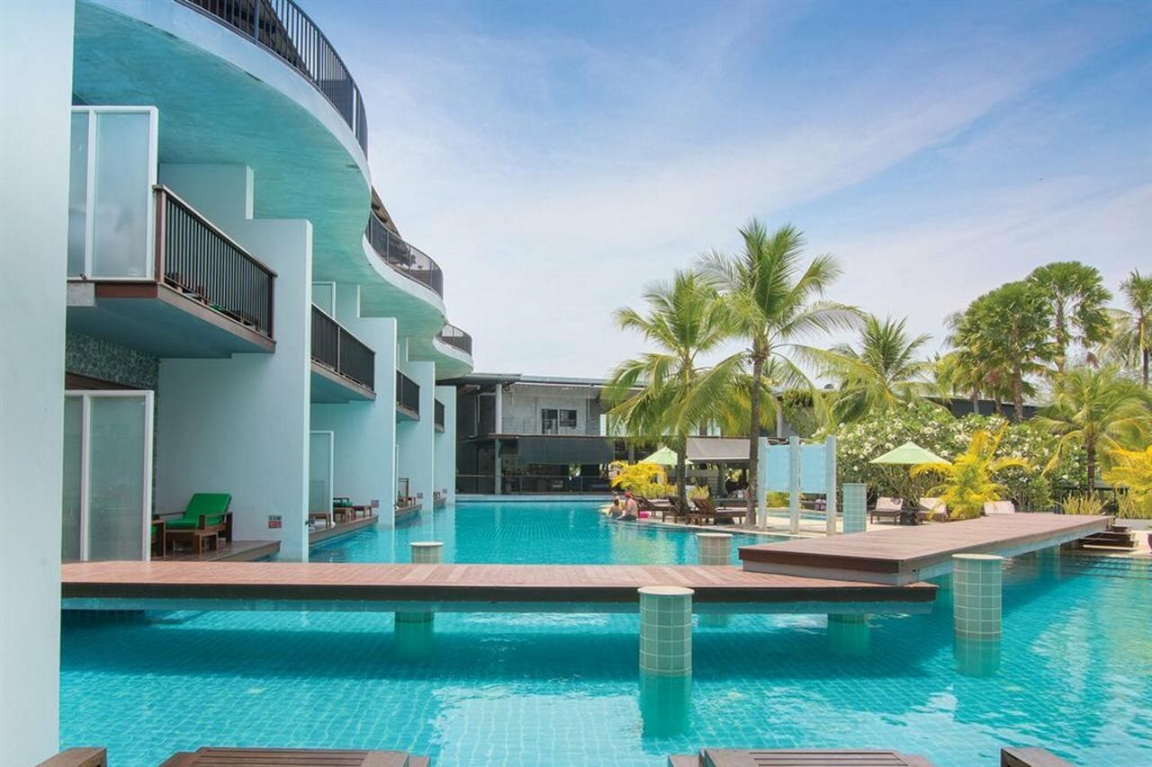 Фото Holiday AO Nang Beach Resort Krabi