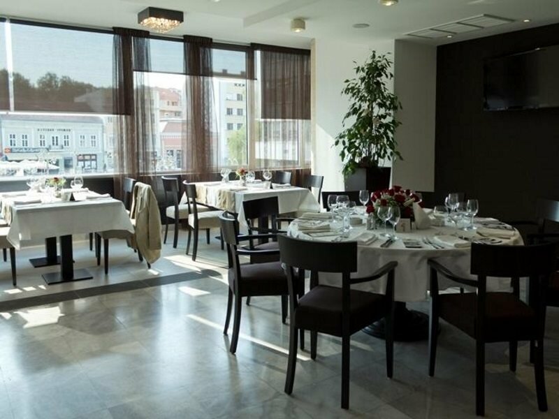 Фото Ambasador Hotel