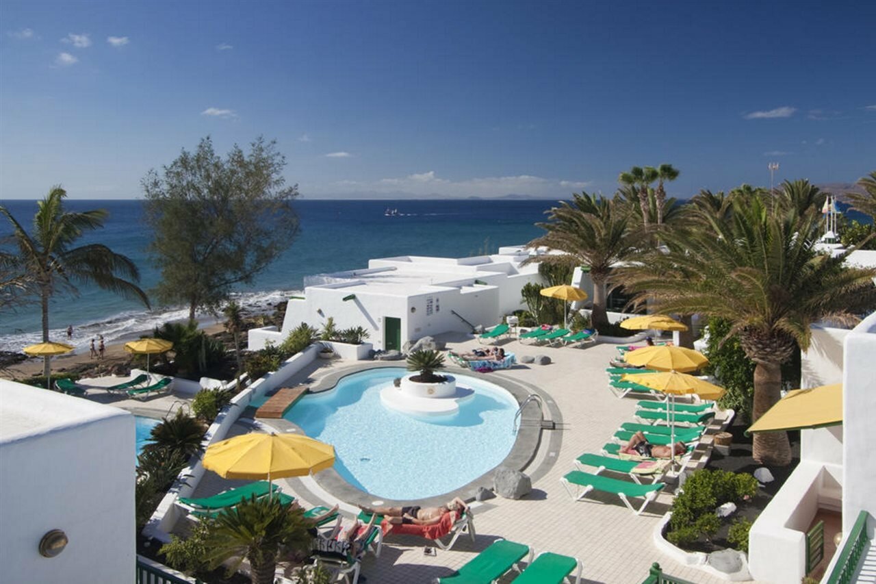 Фото Apartamentos Velazquez