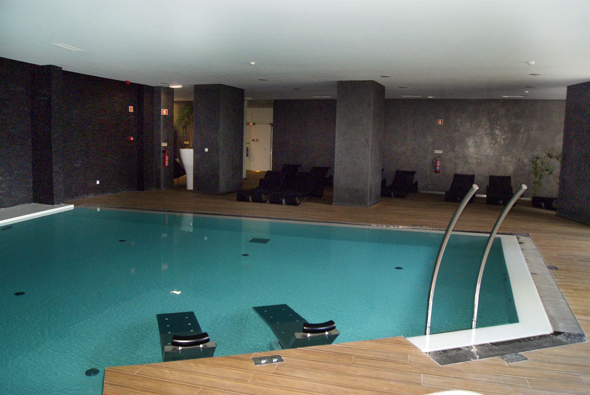 Фото Villa Pampilhosa Hotel