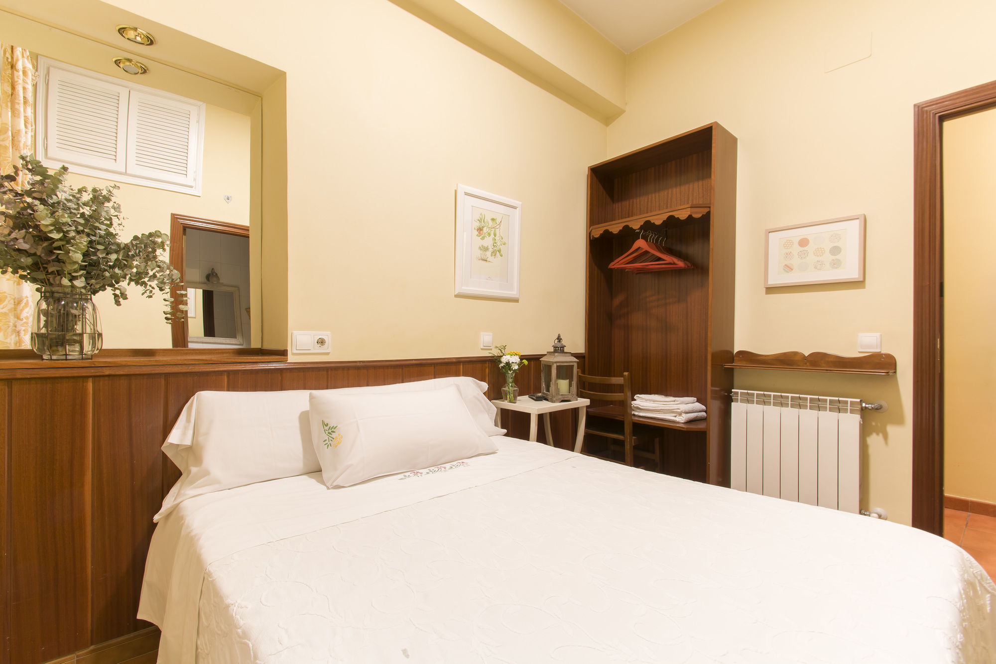 Фото Hostal La Vera