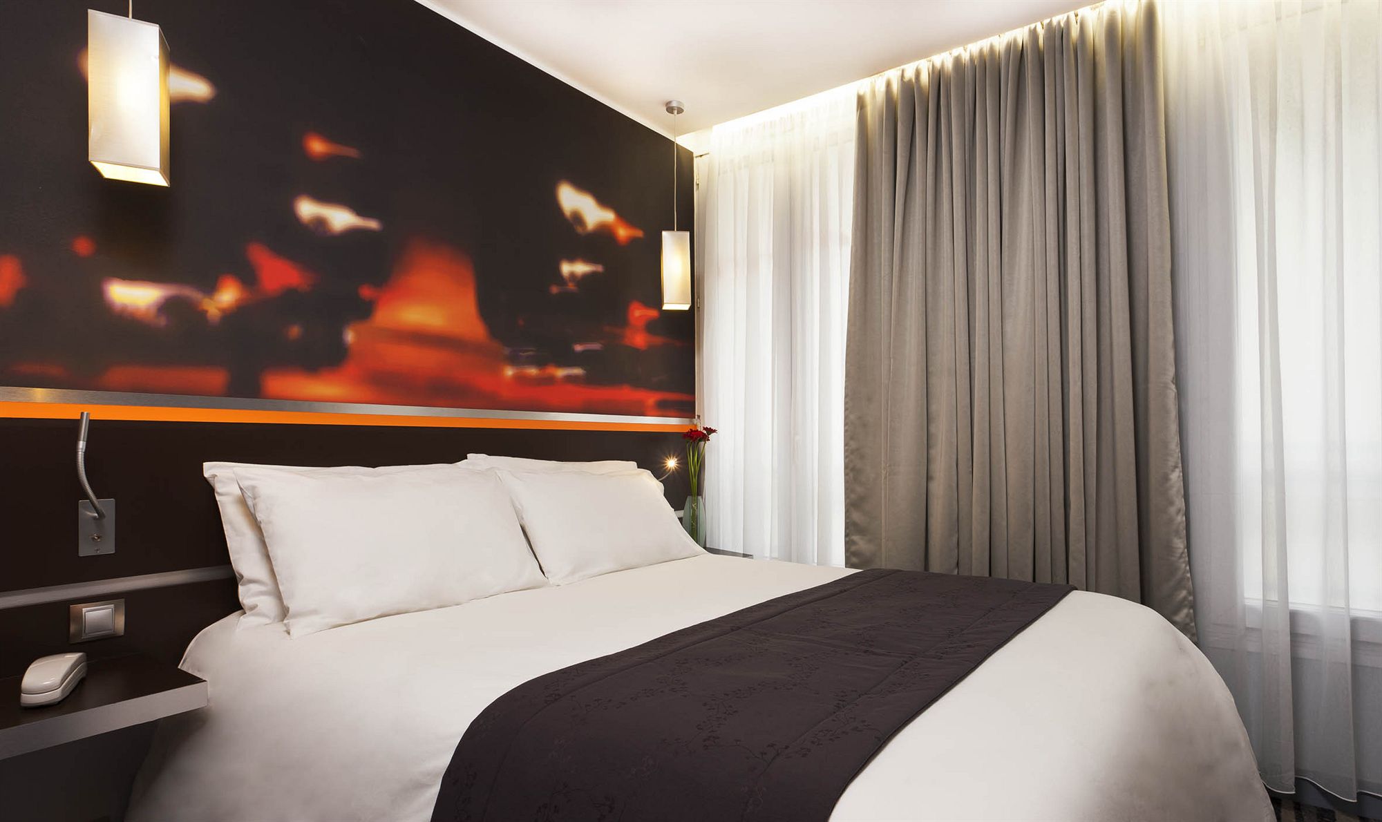 Фото Hotel Lumières Montmartre Paris