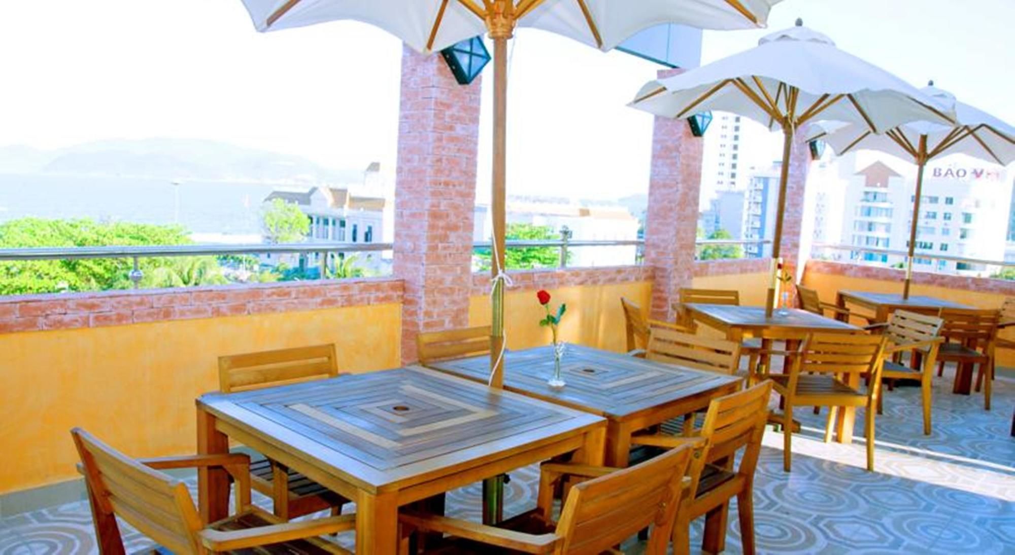 Фото Hotel Yen Indochine Nha Trang