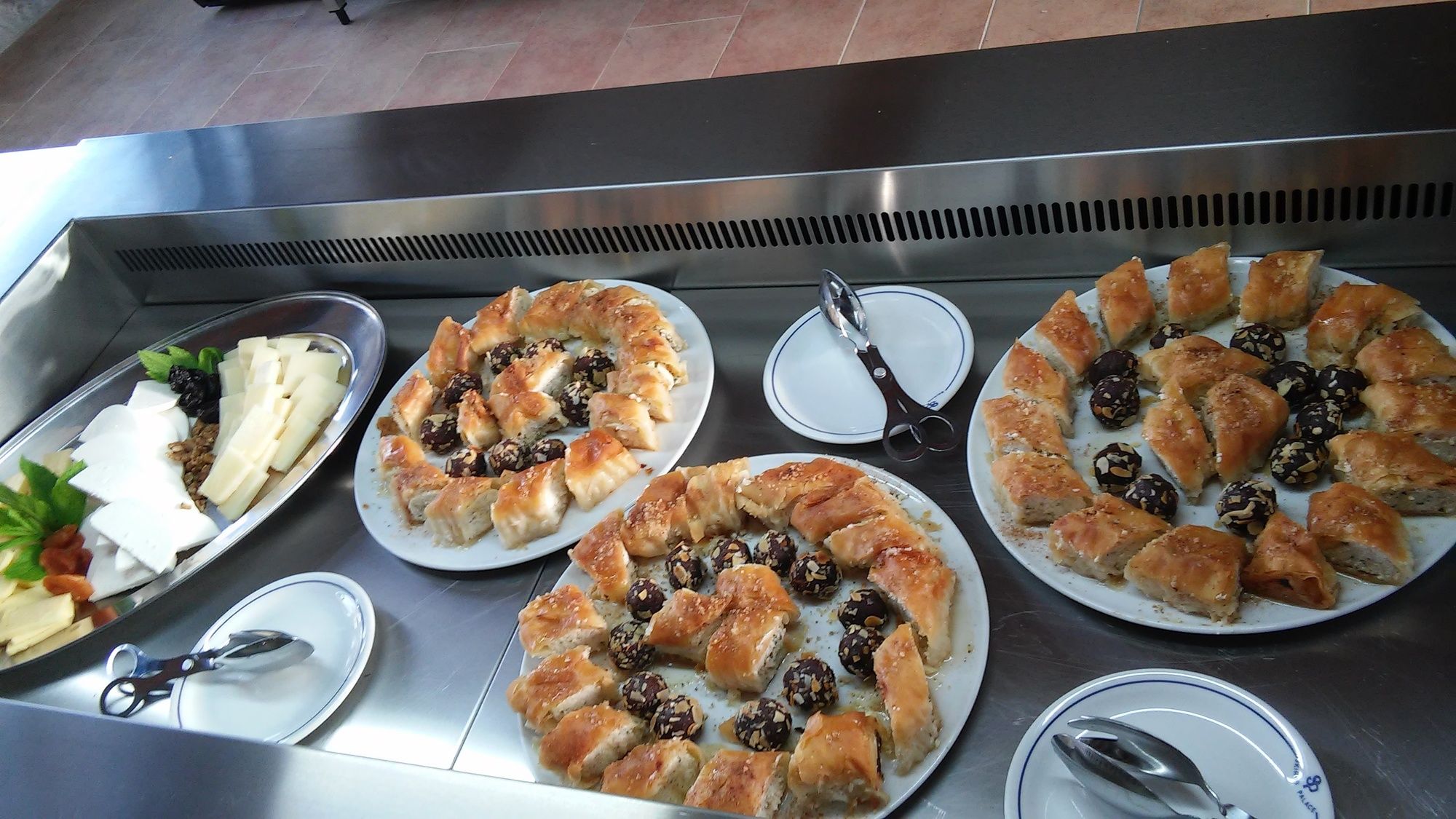 Фото Skiros Palace Hotel