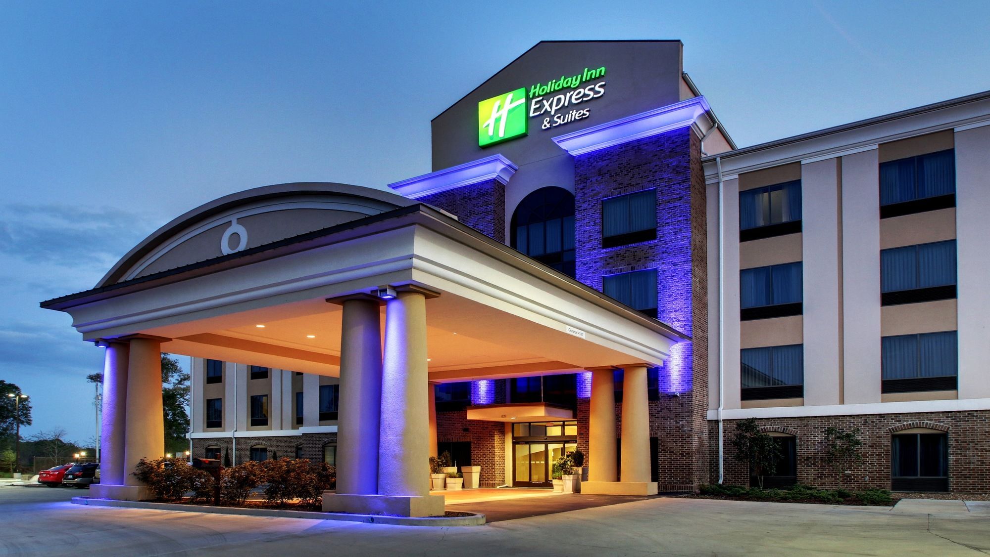 Фото Holiday Inn Express Hotel & Suites Natchez South, an Ihg Hotel