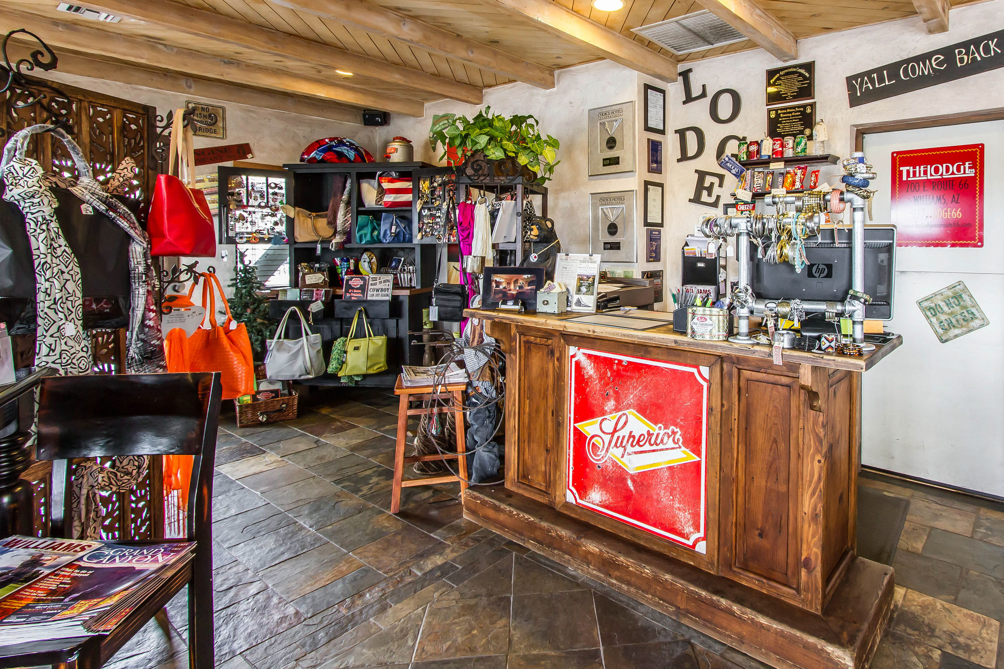 Фото Rodeway Inn & Suites Williams Downtowner - Rte 66