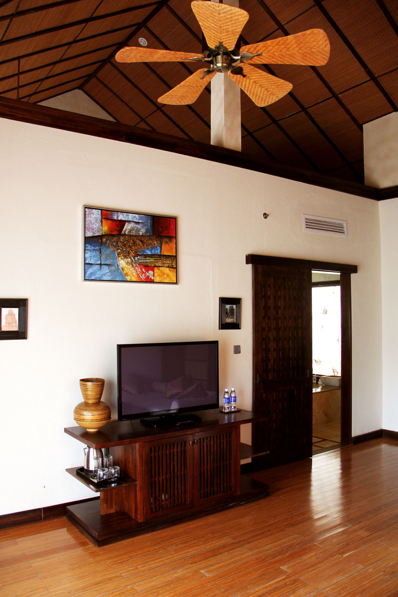 Фото Diamond Bay Resort & SPA