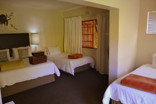 Внешний вид отеля Aero Guest Lodge в Городе Метрополитенского Муниципалитете Экурхулени, фото 2