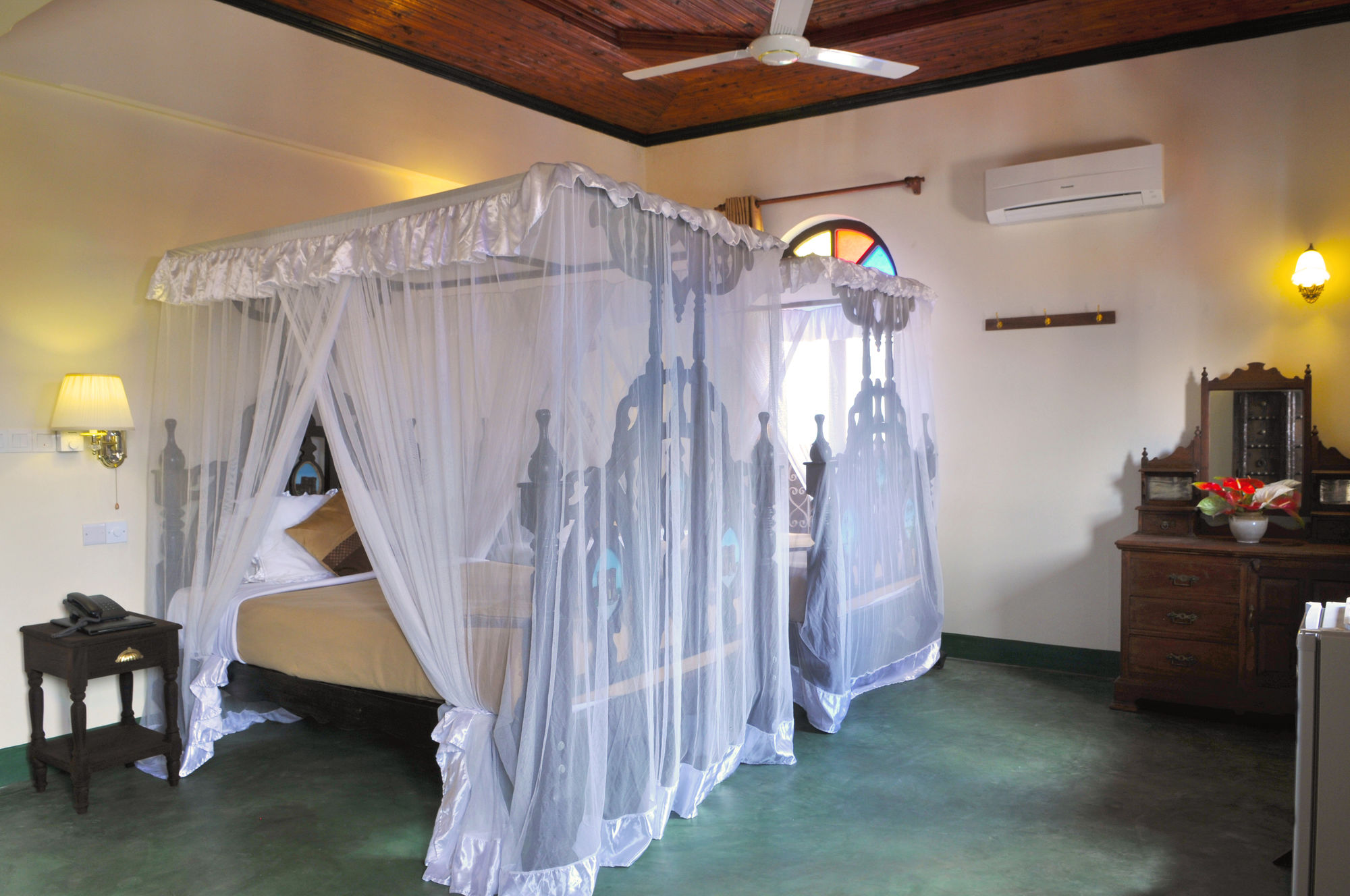 Фото Forodhani Park Hotel