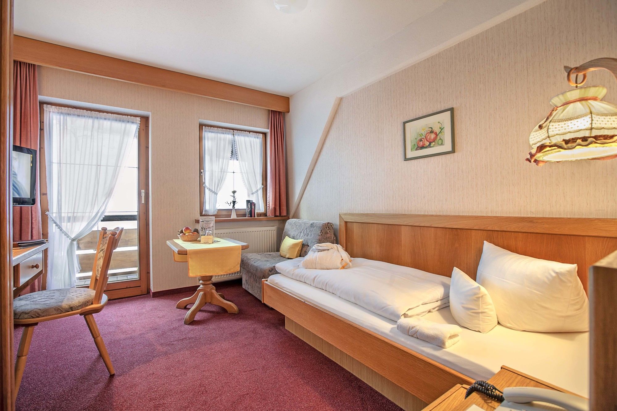 Фото Berg- und Aktivhotel Edelsberg