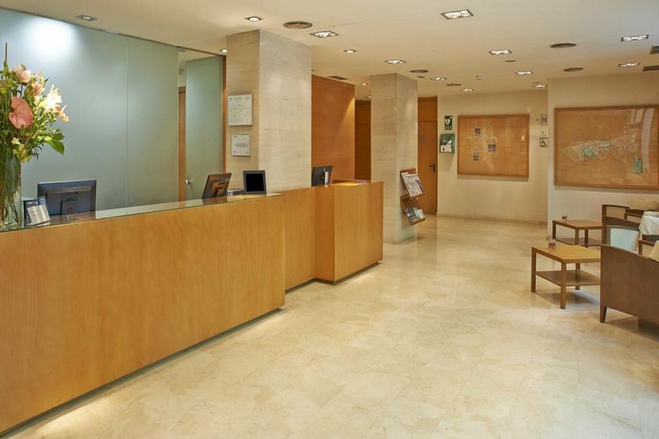 Фото Hotel Nh Hesperia Barcelona del Mar