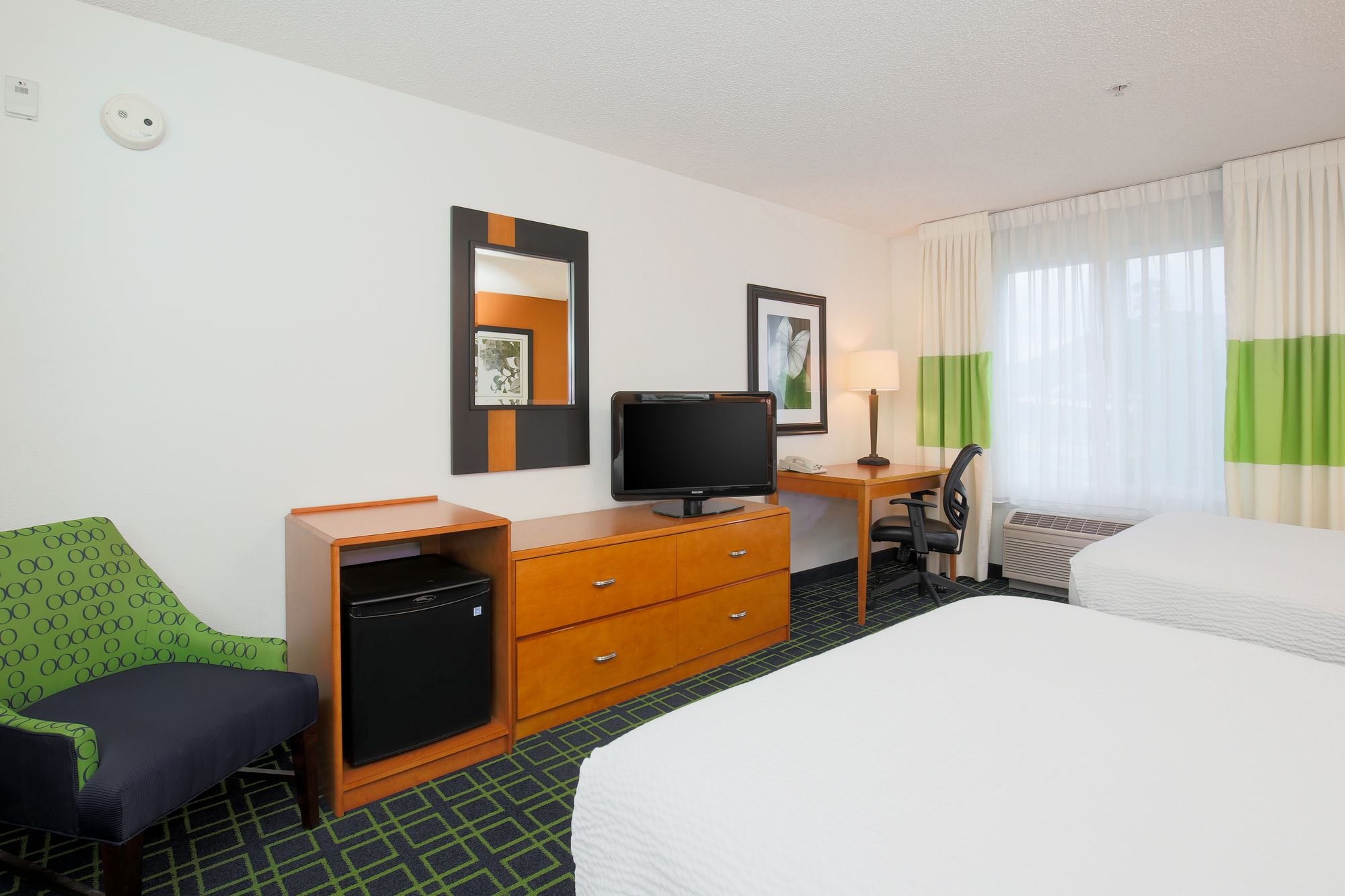 Фото Fairfield Inn & Suites Reno Sparks