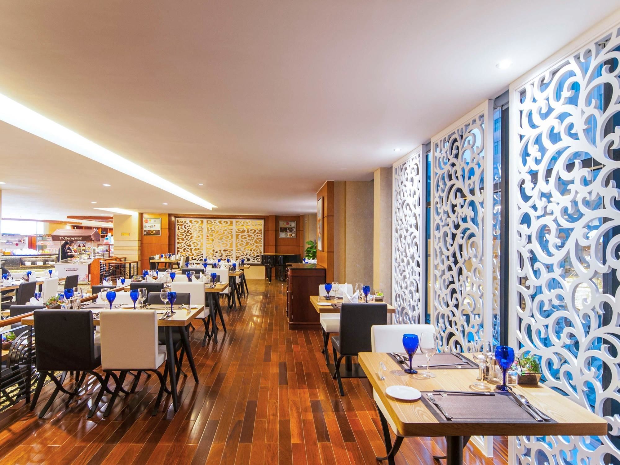 Фото Voco Wuhan Xinhua, an Ihg Hotel