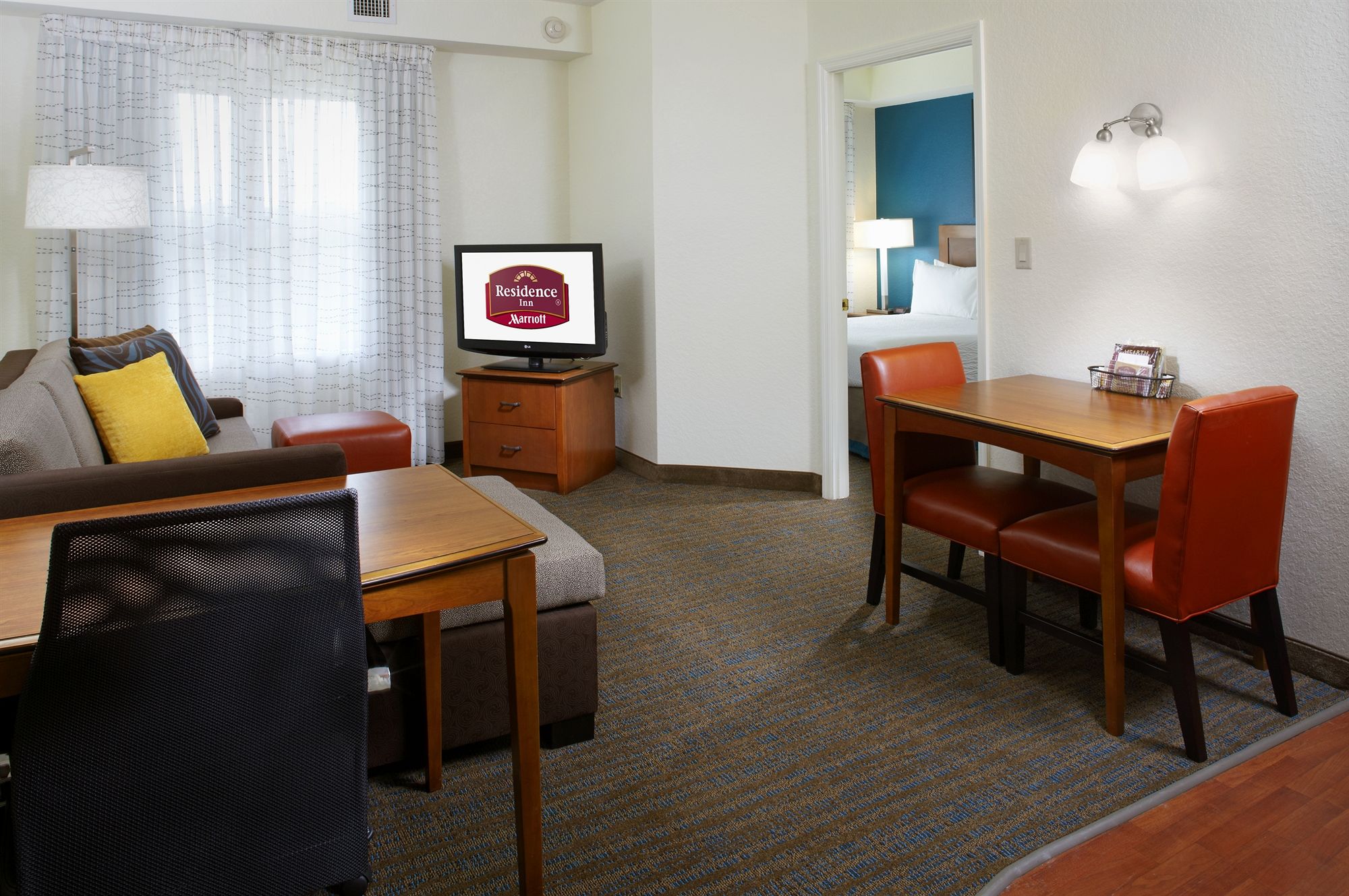 Фото Residence Inn by Marriott Tampa Oldsmar