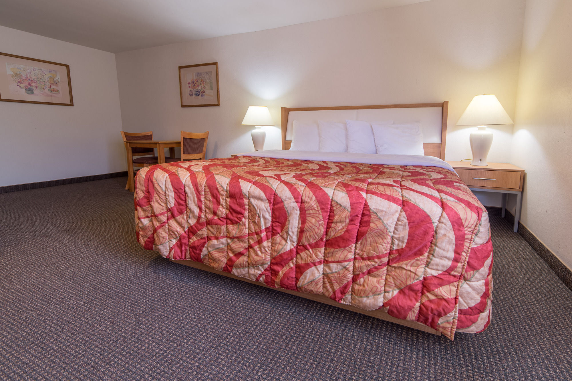 Фото Aladdin Inn & Suites