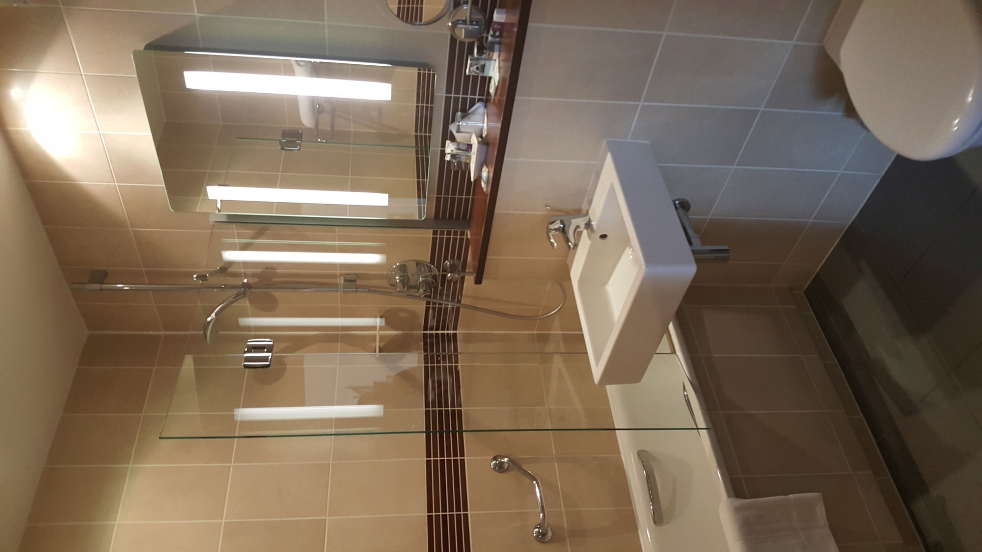 Фото Mercure Salisbury White Hart Hotel