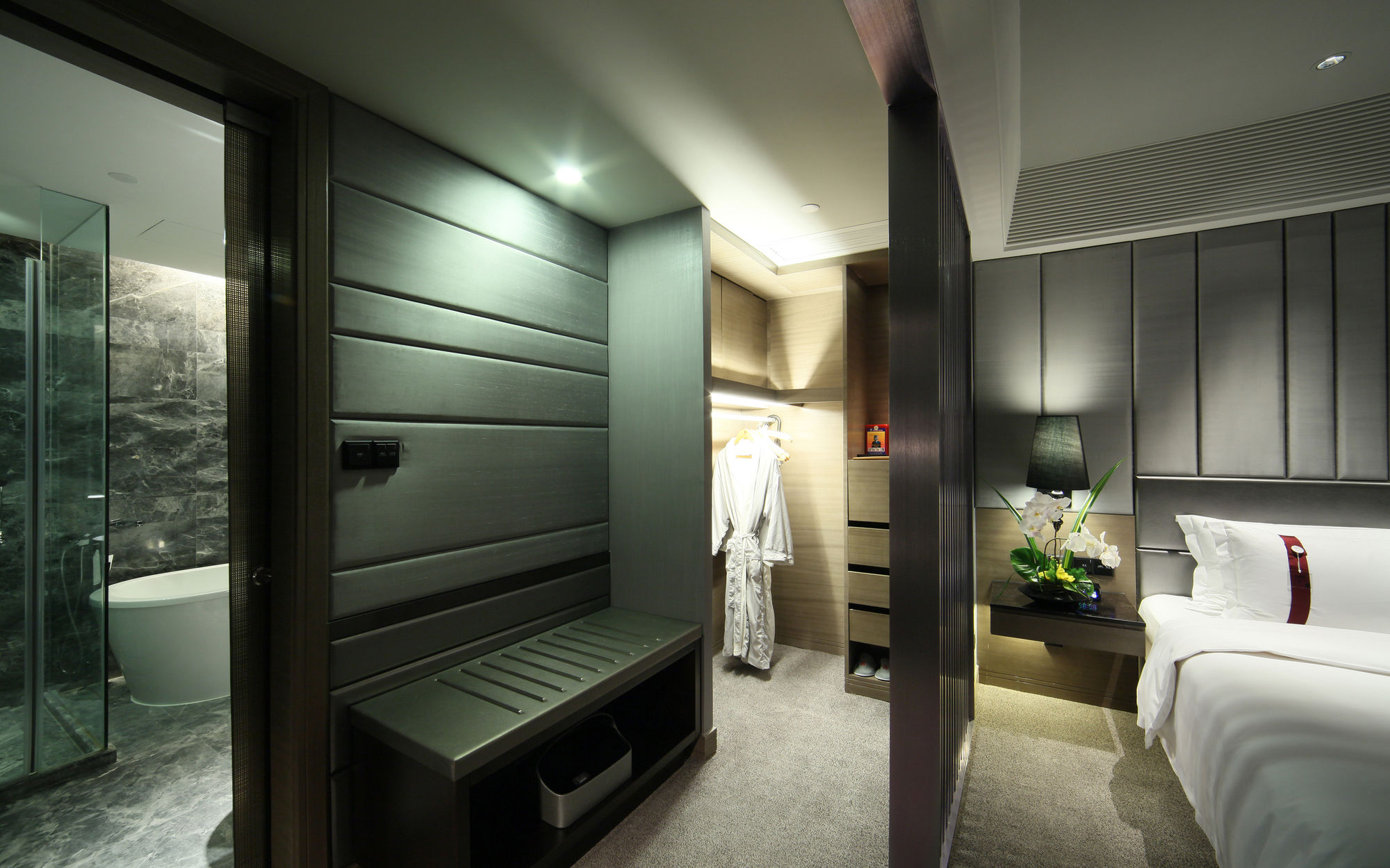 Фото Rhombus Park Aura Chengdu Hotel