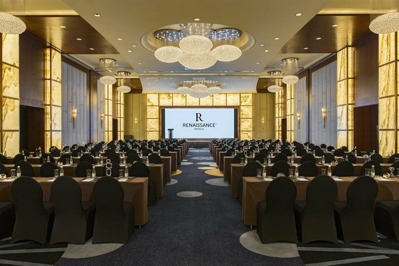 Фото Renaissance Shanghai Putuo Hotel