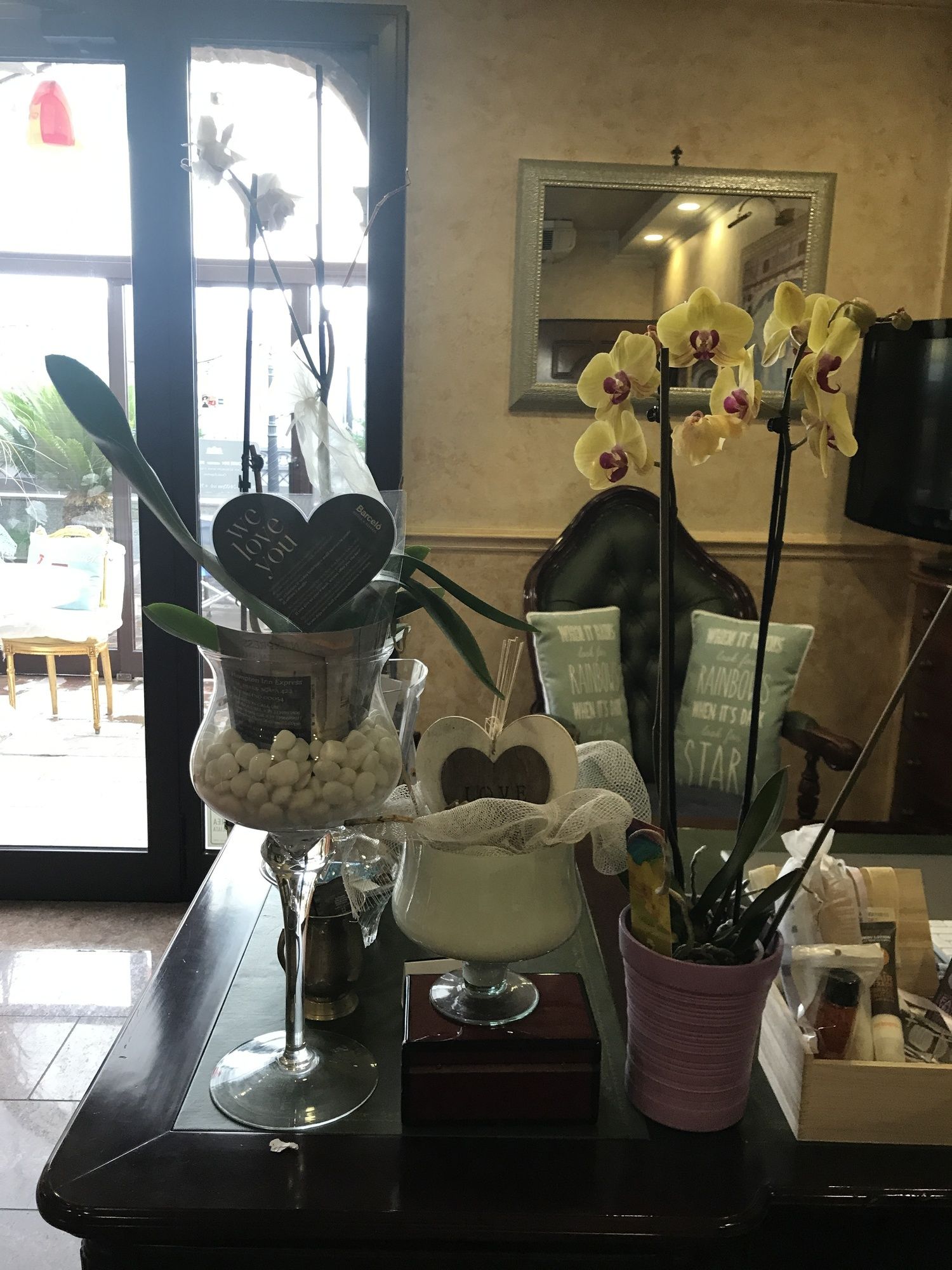 Фото Euro House Inn Airport Hotel & Residence