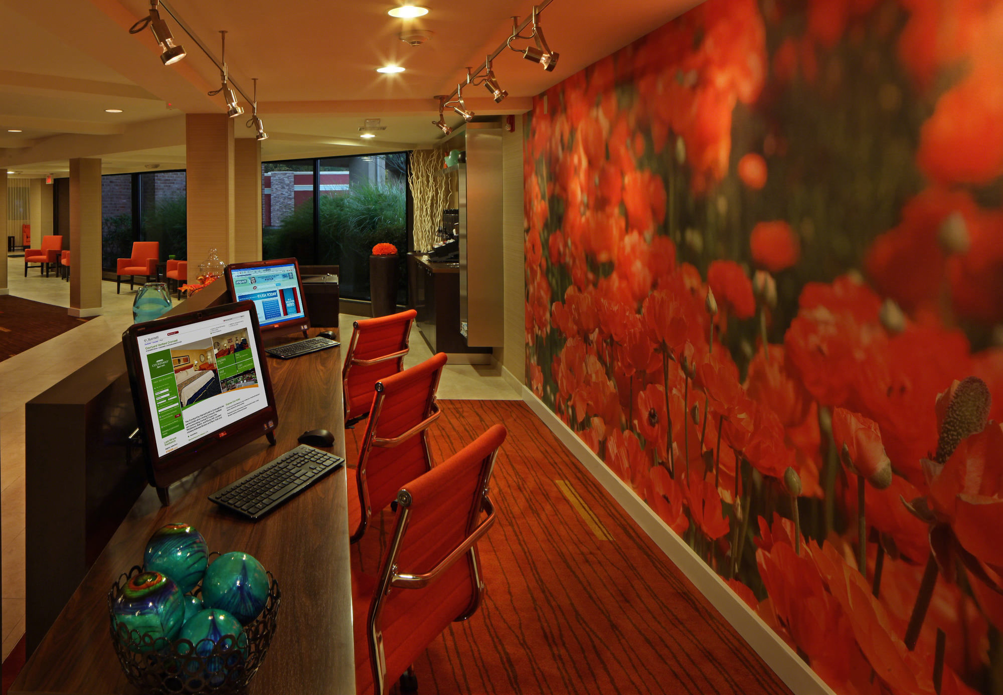 Фото Courtyard by Marriott Hartford Cromwell