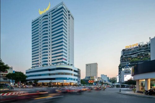 Гостиница Muong Thanh Luxury Song Han Hotel в Дананге