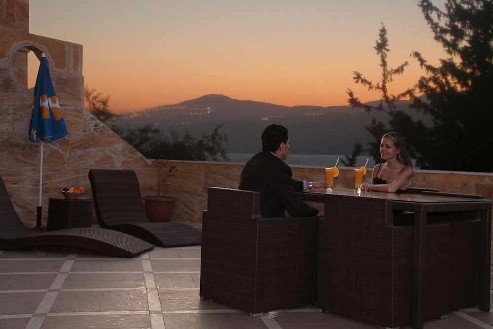 Фото Captain's Hotel